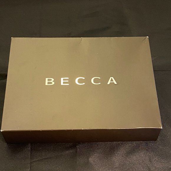 BECCA Ultimate Perfection Complexion 5-piece Kit AMBER NEW in Box - Picture 10 of 11